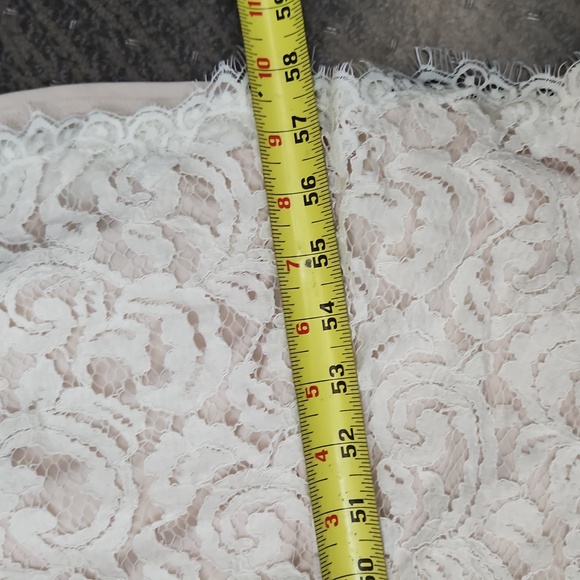 Tadashi Shoji Esmaralda Lace Long Sleeve Bridal Gown Size 4 - Picture 11 of 16